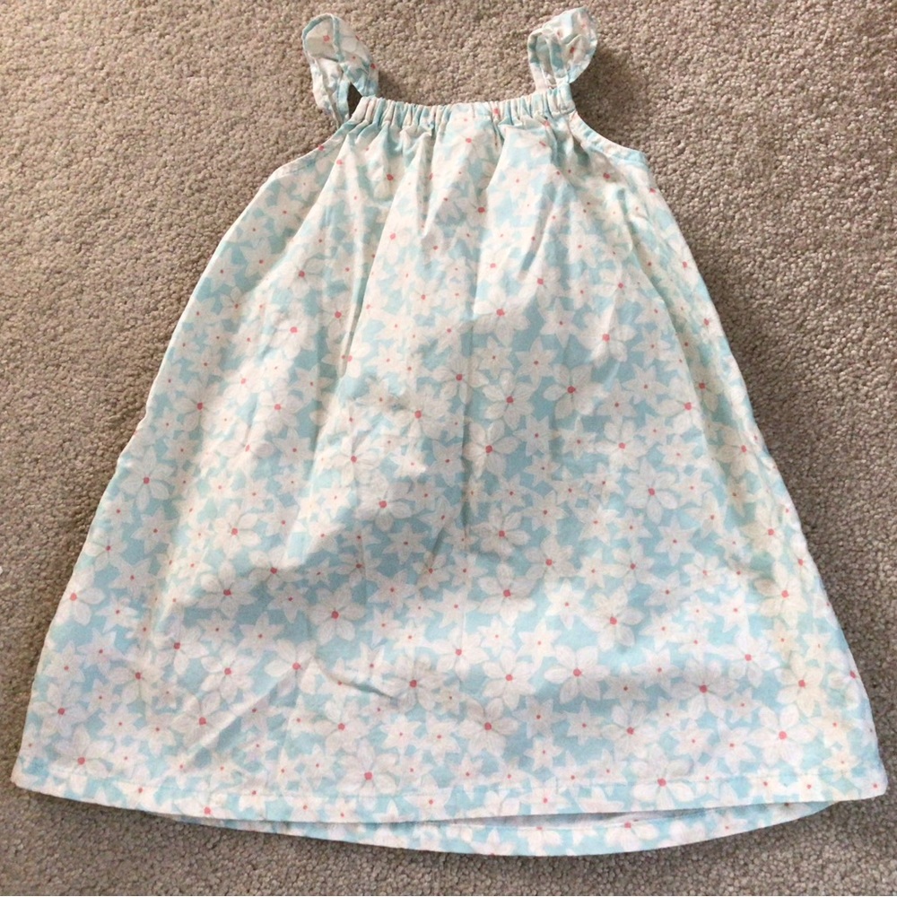 BABY GAP LIGHT BLUE FLOWERED SMOCKED DRESS— 2T - Picture 3 of 6